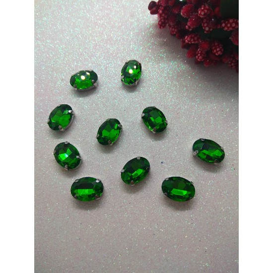 Стразы в цапах "Овал" цв. зеленый, цена за 1 шт